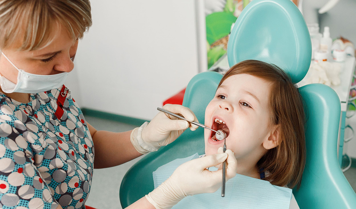Как защитить детские зубы от разрушения